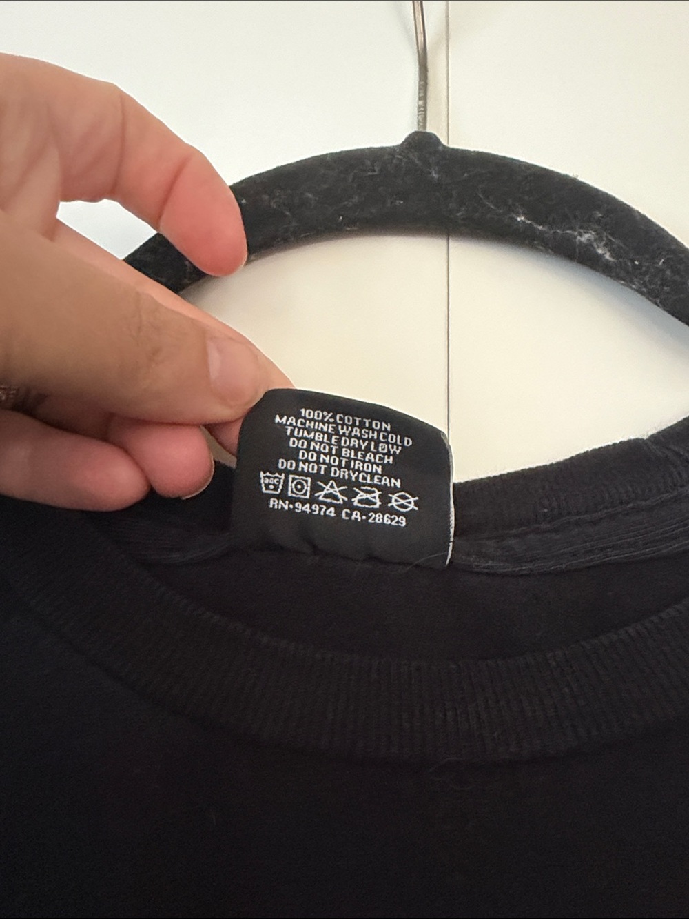 Stussy Black Long Sleeve Crewneck with White Script Logo - Picture 4 of 6